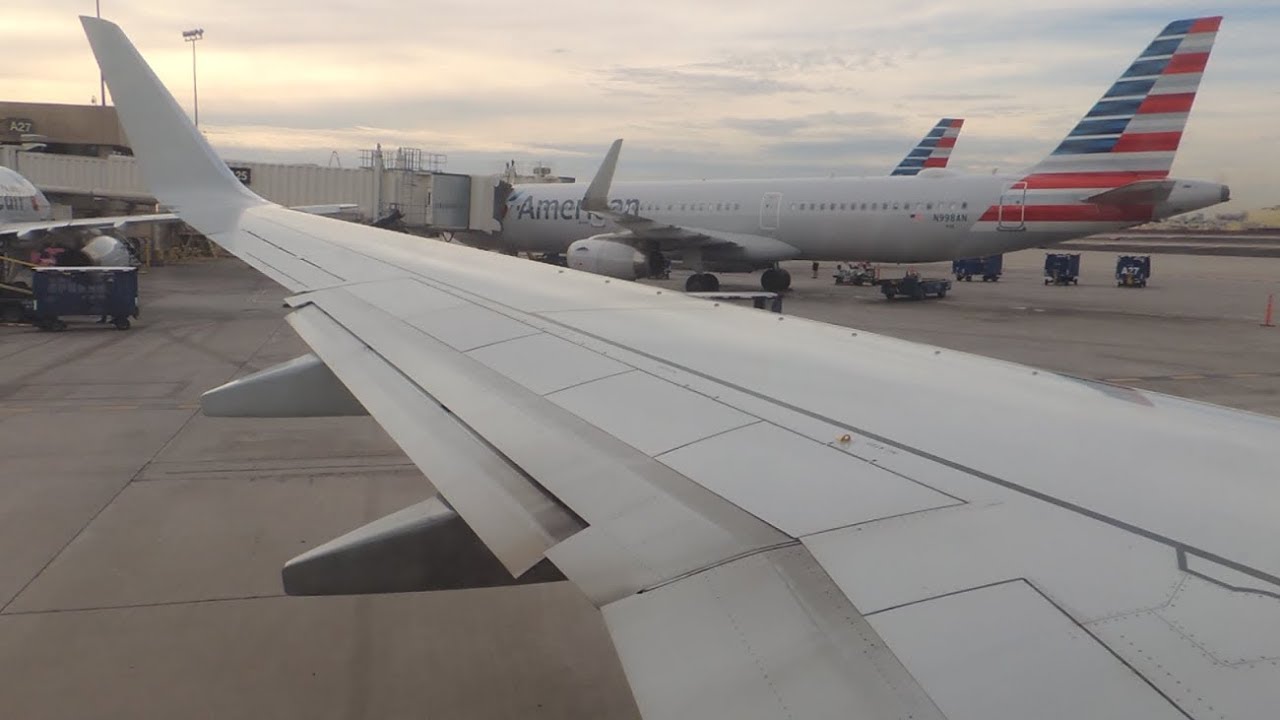 American Airlines Boeing 737-800 [N886NN] push back, start up, and takeoff from PHX