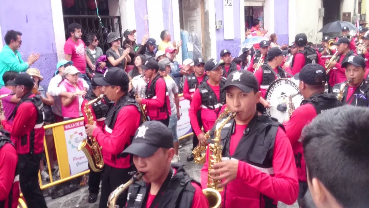 Carnaval de Guaranda 2015 Banda del Cuerpo de Bomberos de Quito