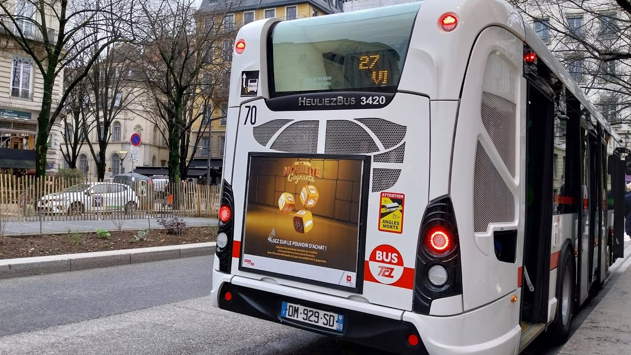 BUS 27 DIRECTION VIEUX LYON
