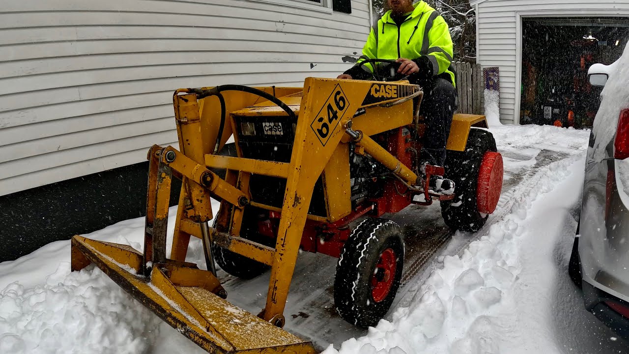 First time testing Case 646 FEL Garden Tractor in the snow (Issues!)
