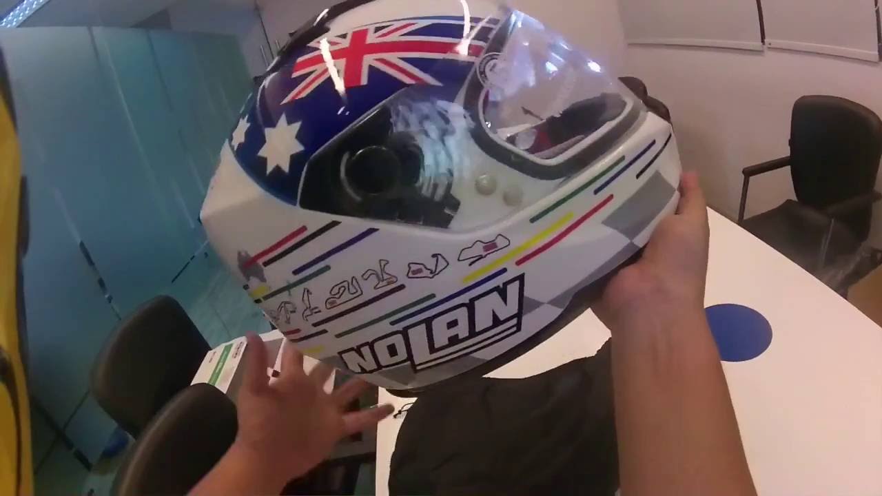 #64 - Unboxing Helm Nolan N64 Cassey Stonner