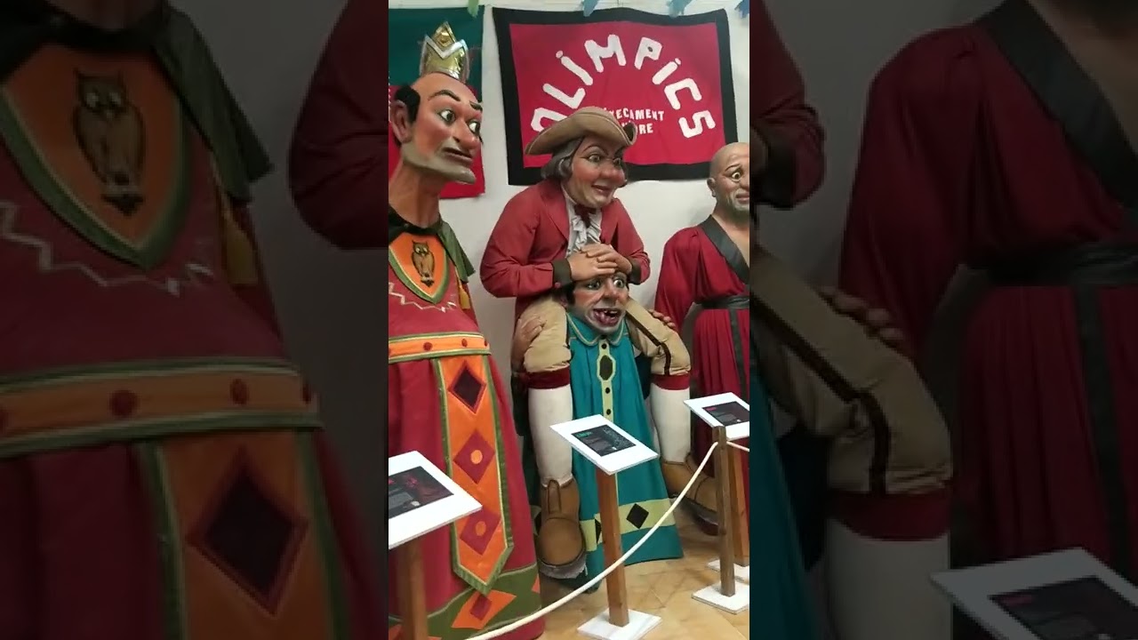 museo de gigantes y cabezudos Solsona parte 1 20 de julio