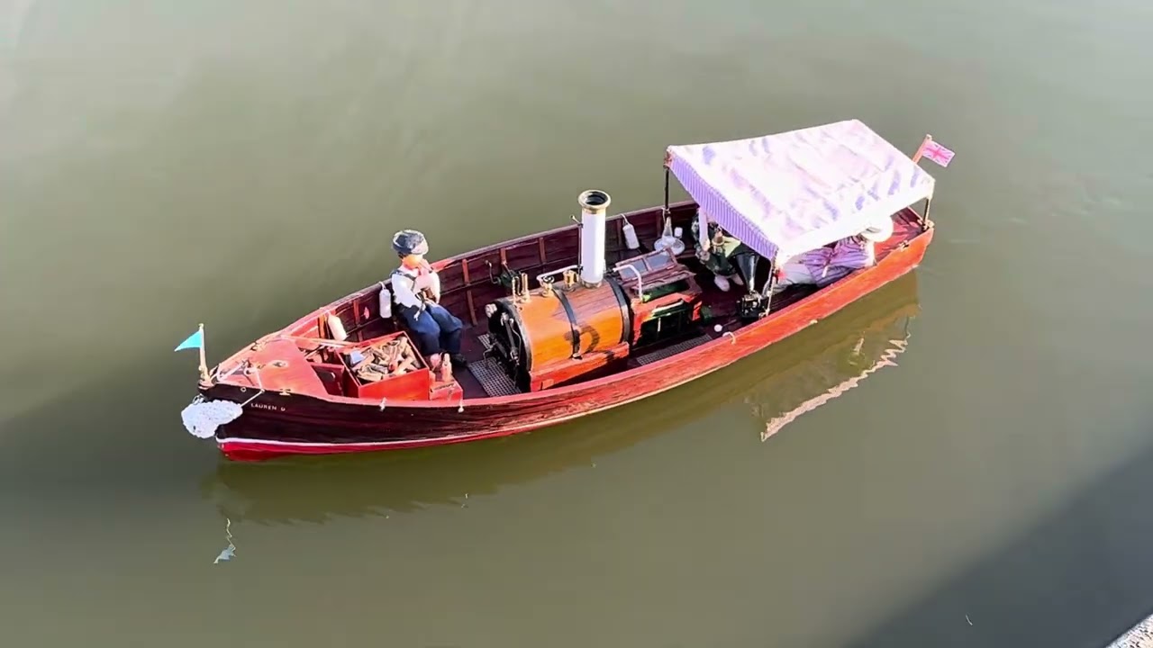 Radio Controlled Electric Steam Boat 