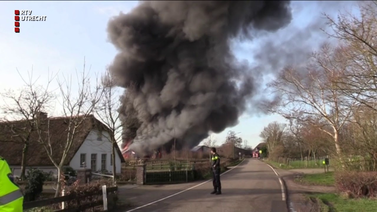Verwoestende brand in jachthaven IJsselstein [RTV Utrecht]