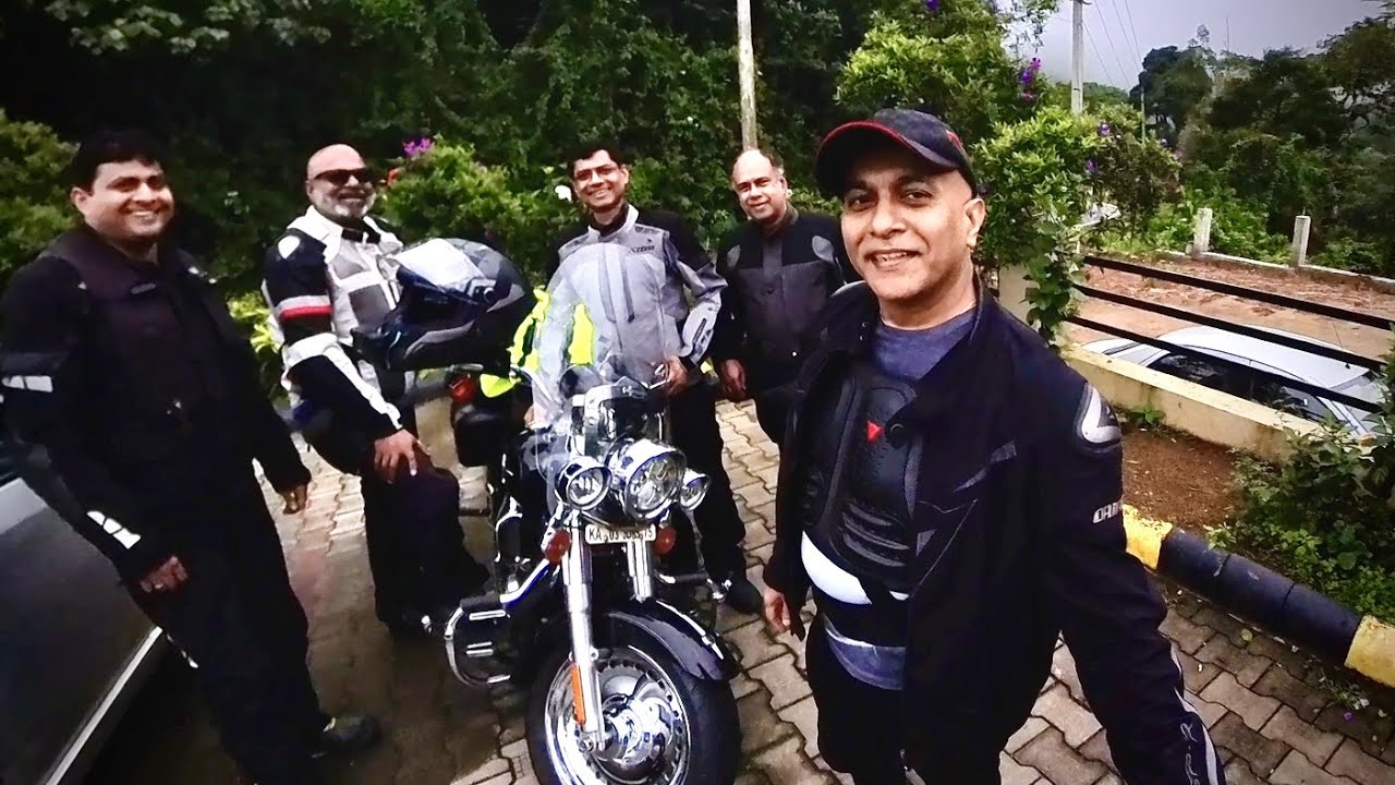 350 KM MONSOON RIDE TO KERALA!  Vlog 207