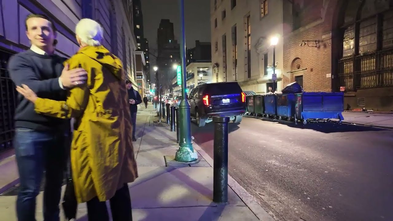 4K Night Walk Philadelphia  7 min (0.3 mile)via Sansom St Subscribe for more  #walkingvideo