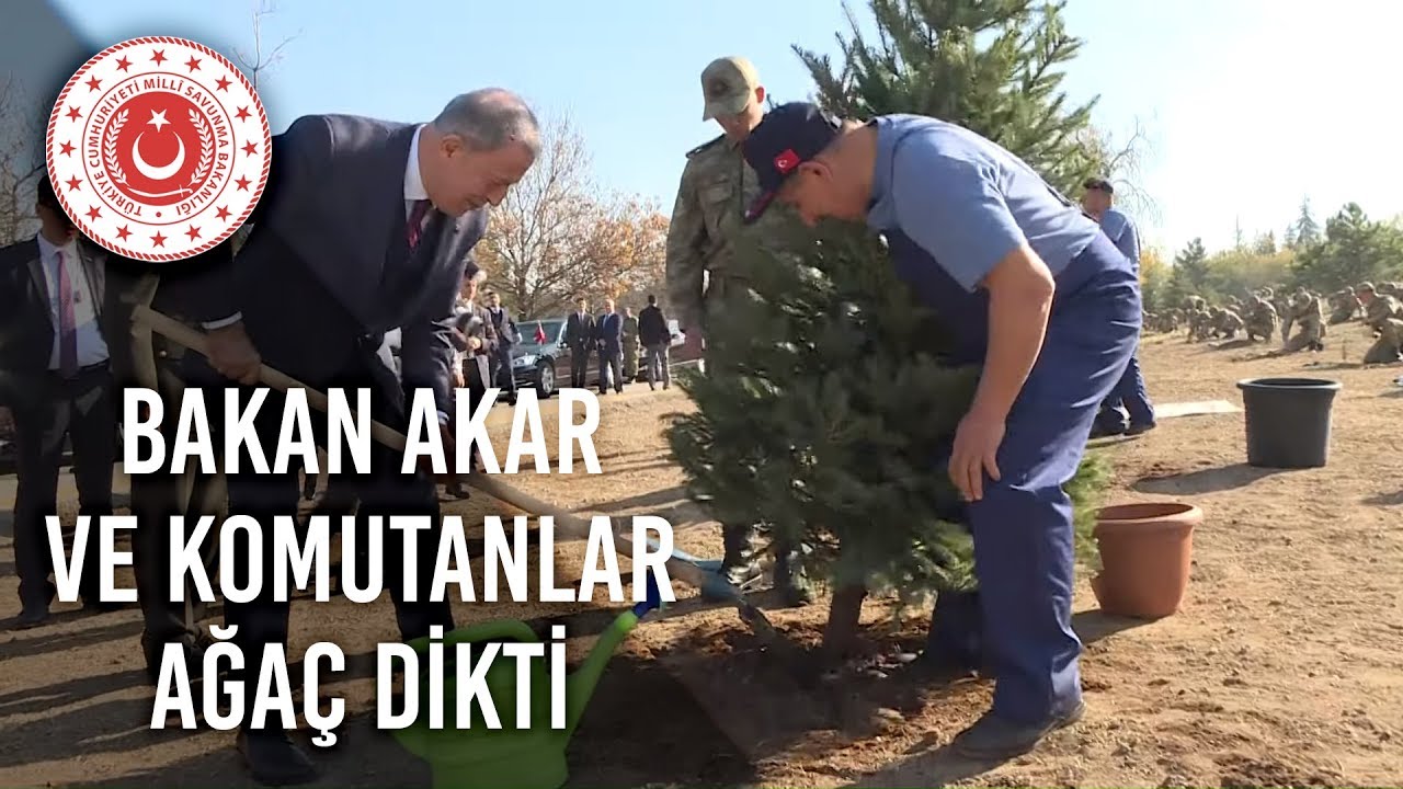 Bakan Akar ve Komutanlar Harbiyelilerle Birlikte 1111 Fidan Dikti