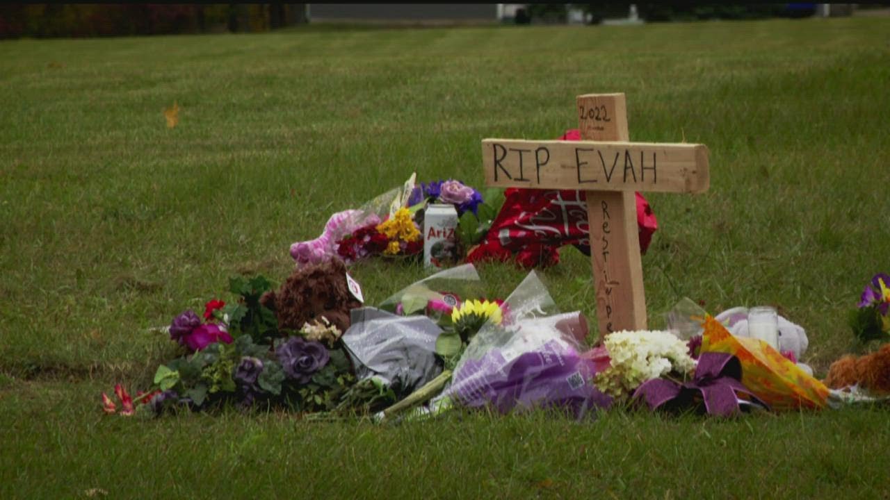 Second teen dies after crash in Barron County