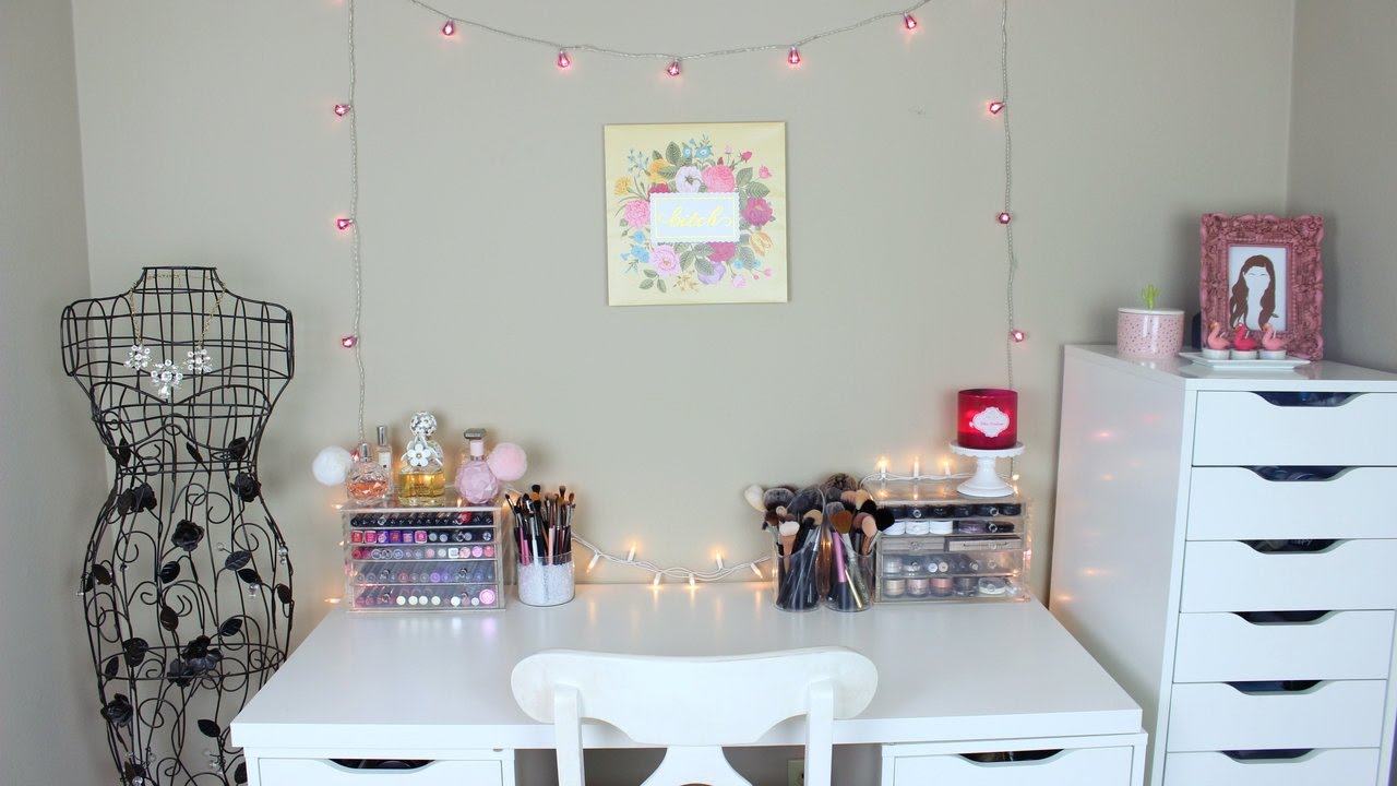My Makeup Collection & Organization! 2017