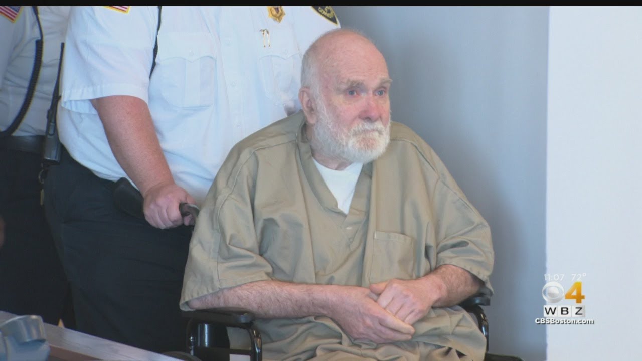 Chapman Not Guilty Of Exposing Himself To Prison Staffers; Released After 40 Years In Prison