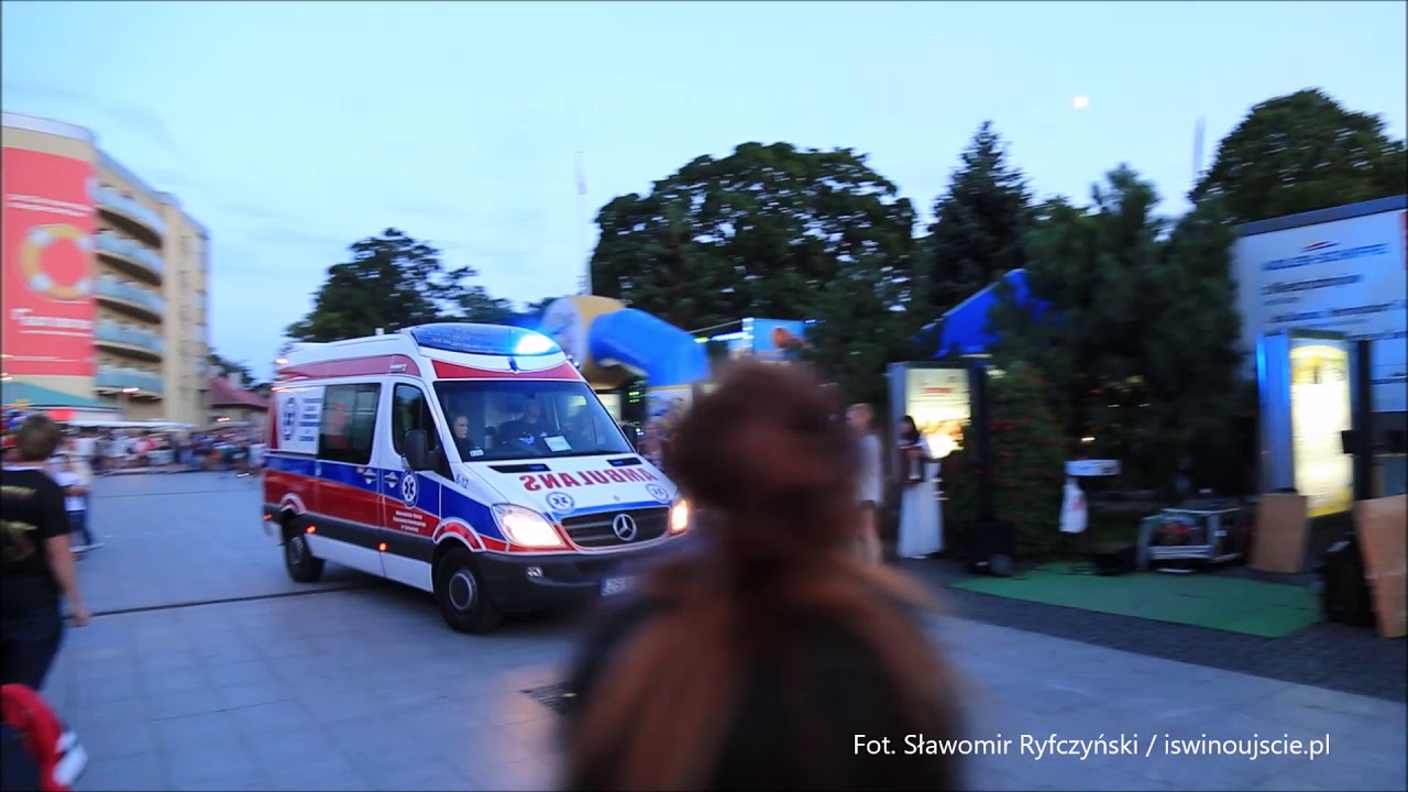 Żyje dzięki funkcjonariuszom! Reanimacja 60 latka przed wejściem na molo