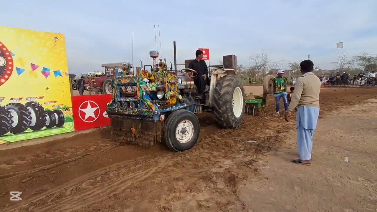 1976 Model Ford 4000 pulling disk harrow at disk mokabala 