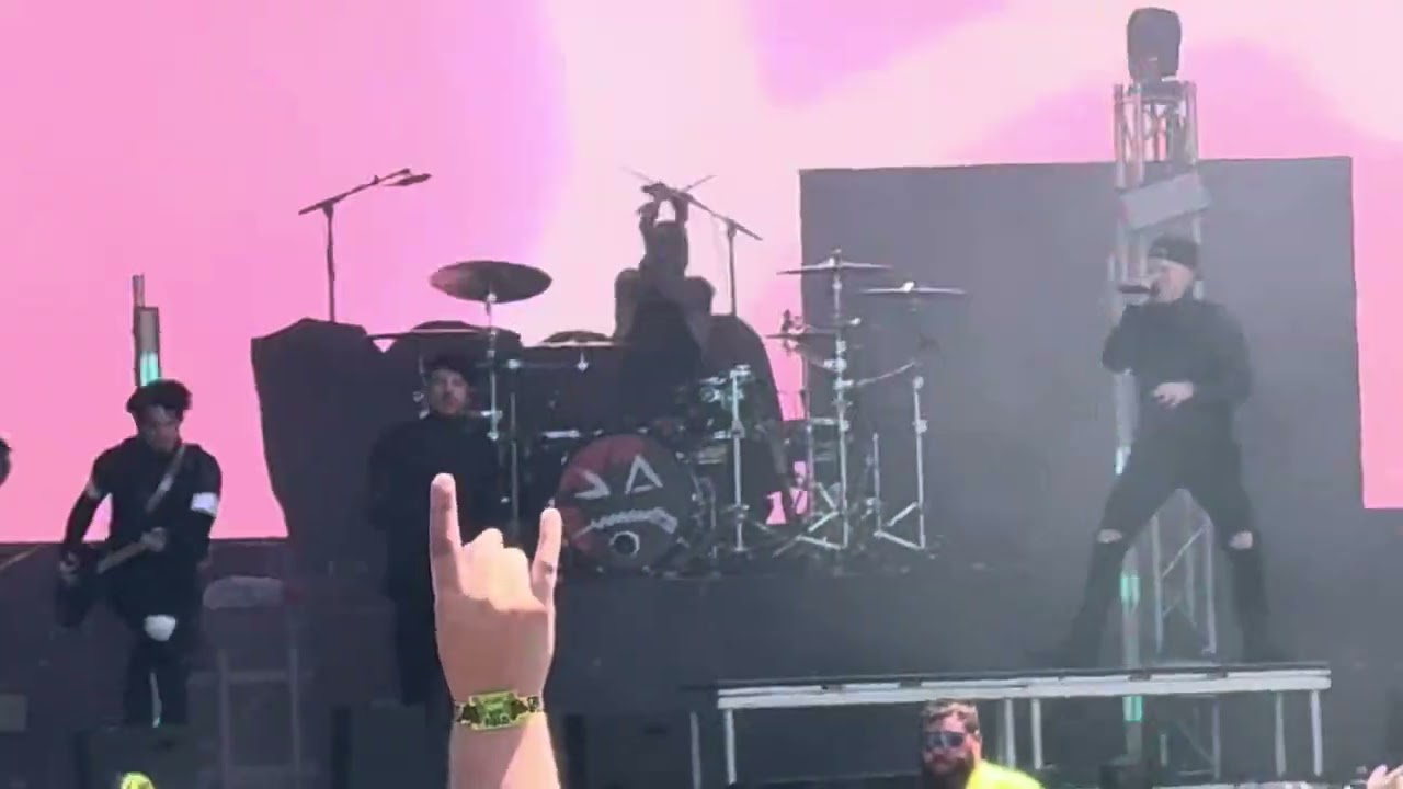 From Ashes to New - Live - Panic - Sonic Temple 2025