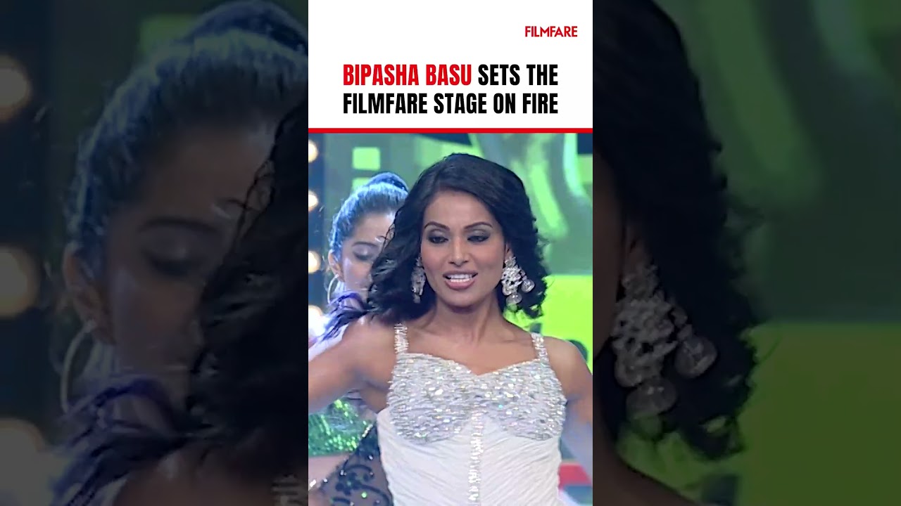 When Bipasha Basu dazzled the audience with her fiery performance at the 54th Filmfare Awards✨