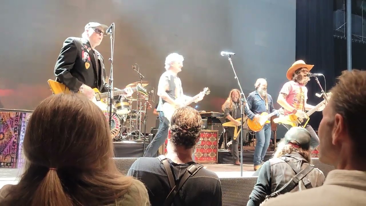 Blackberry Smoke a Tribute to Brit covering Cheap Trick Surrender with special guest Rick Nielsen