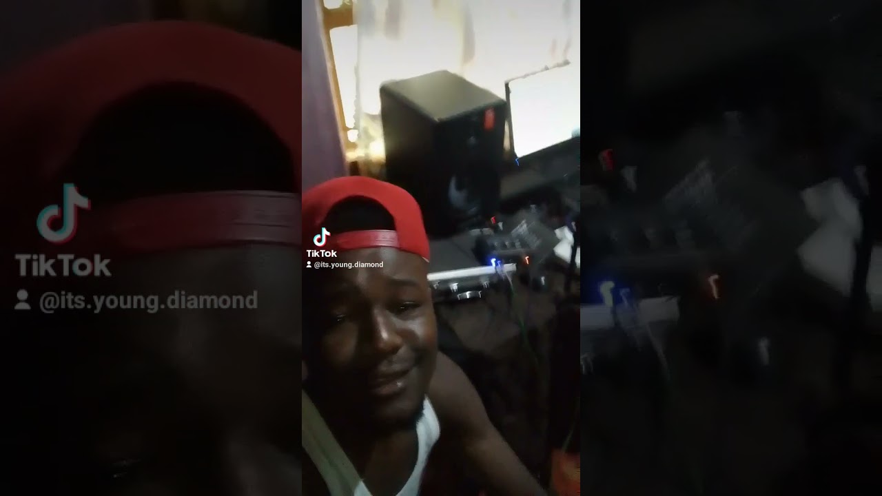 Tizamaa nyimbo mpya ya YOUNG BOY /YOUNG DIAMOND tz downlood on my youtube channell yangu💯💥🤲🤲🤲🙏