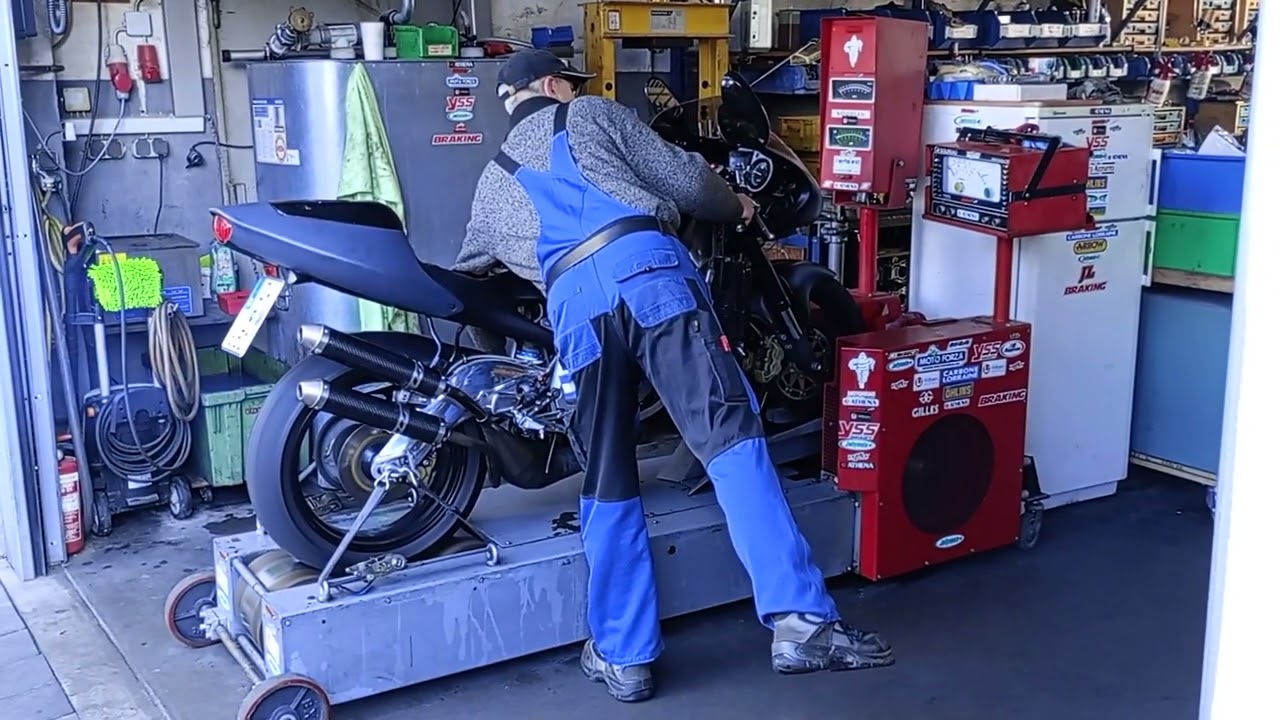 Aprilia rs 250 last run dyno after rebuild engine by Fischer