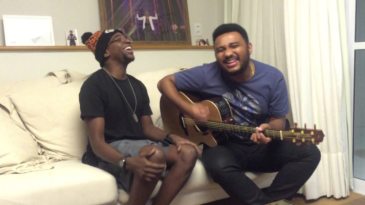 Mumuzinho e Eli Soares cantando 