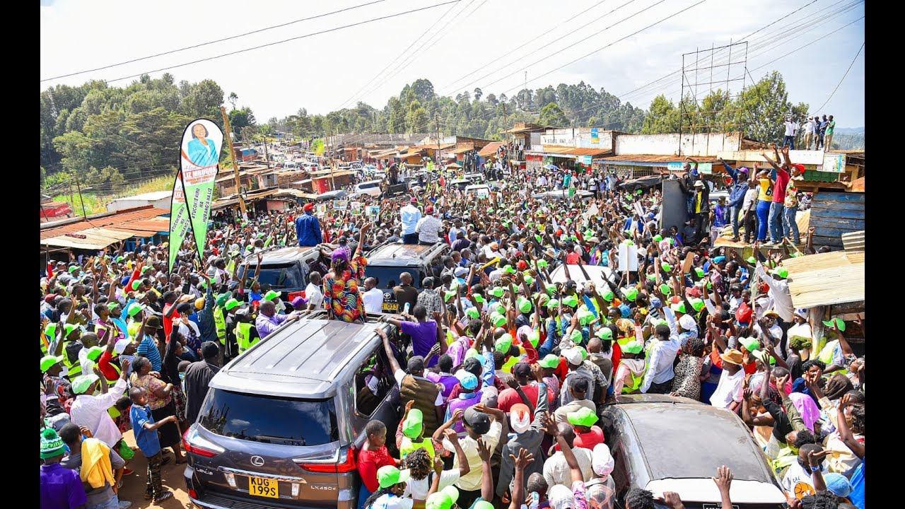 Gachagua, Matiang'i, Kalonzo, Wamalwa, Karua storm Gitugi Shopping centre- Mathioya Muranga County.