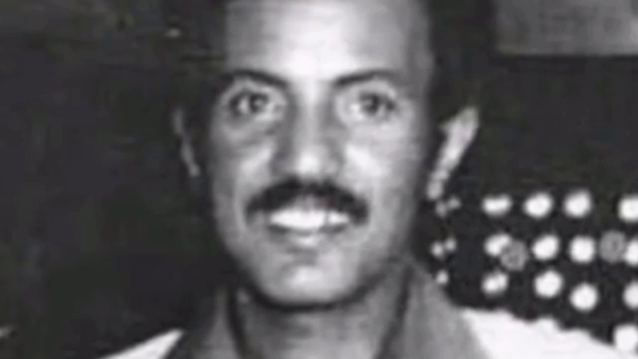 عيسى بن علي الآحسائي  عزوبي ومنزوج جلسة ع العود : لا تنسى الإشتراك ولاعجاب