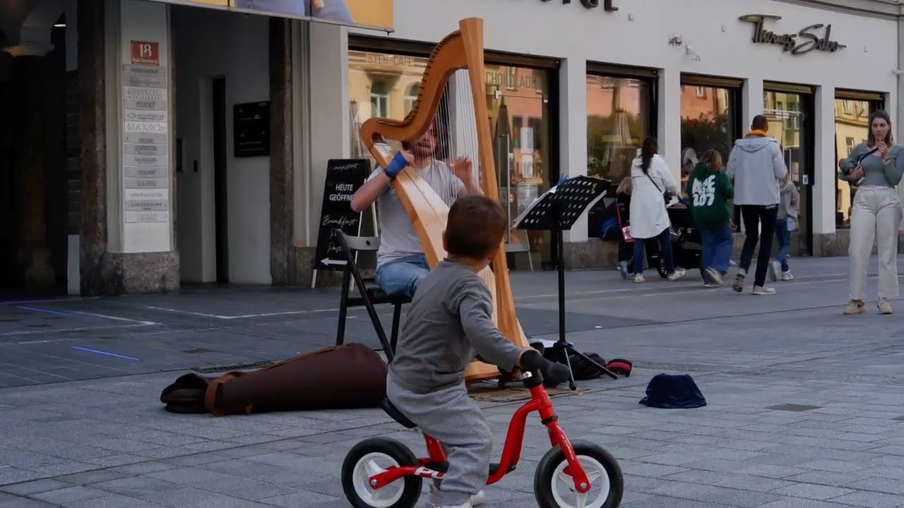 Unedited Moment in Austria | Tyrolean Harp Music on Innsbruck Street