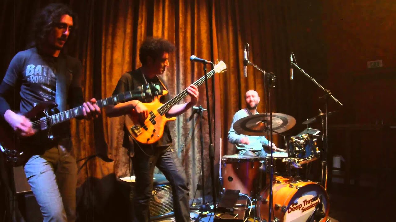 AKLEIDONAS BASS SOLO