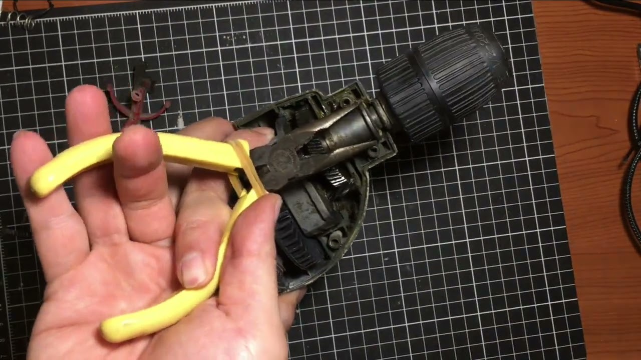 【CC】如何修理電鑽(噪音、火花、夾爪、無法啟動、定速) (Repair electric drill with noise,electric spark,chuck failure,start)