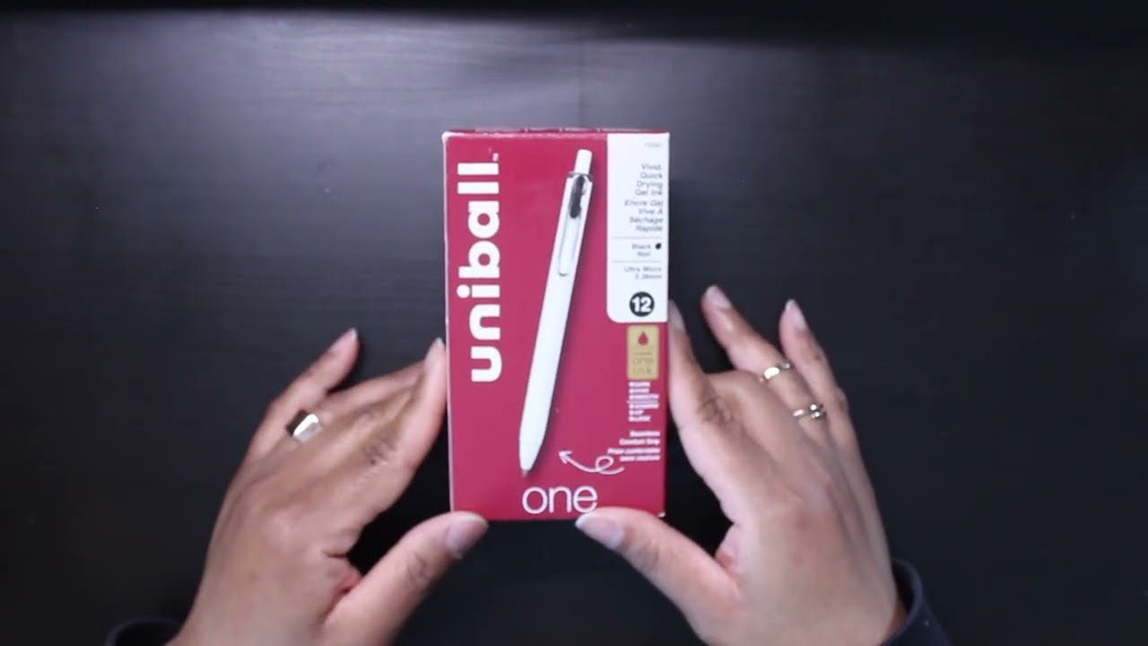 Тестирую гелевую ручку Uniball Ultra Micro на нескольких своих Библиях!
