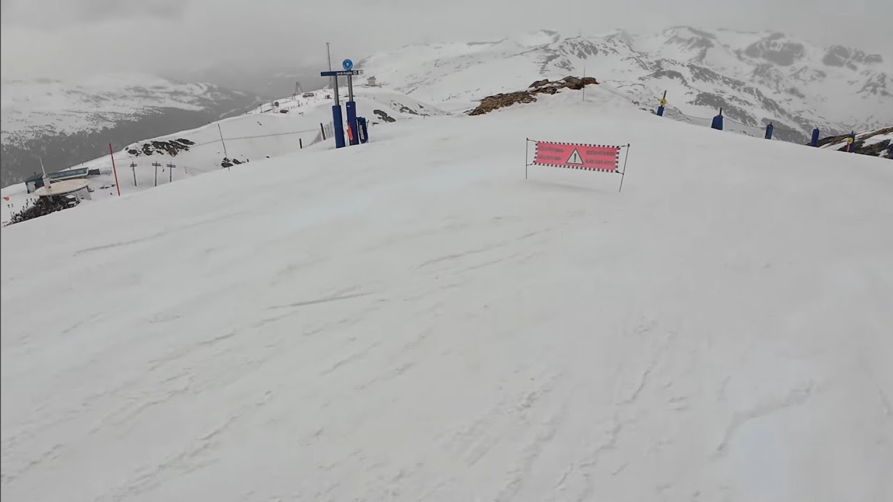 Grandvalira: Pas de la Casa - Jordi Anglès ⚫ Calima visible on snow 