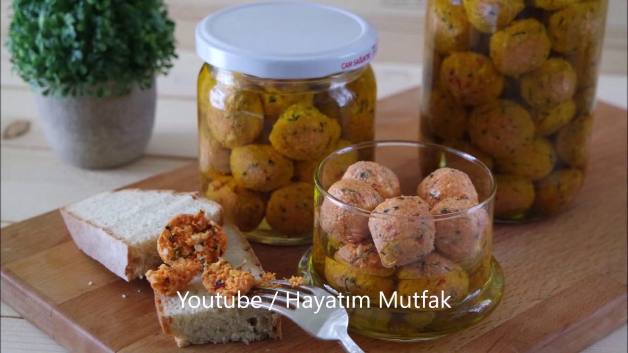 Kavanozda Minik Sürk Yapımı (Baharatlı Peynir Topları)