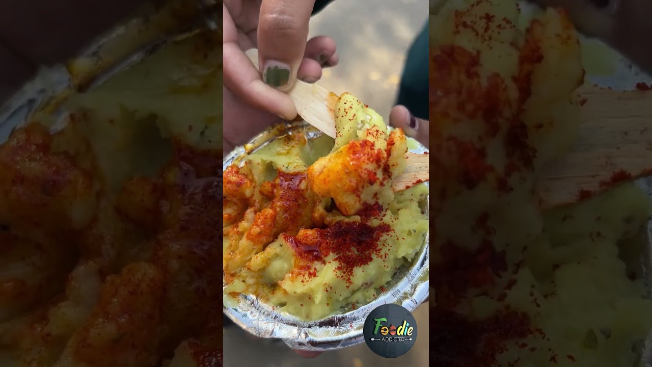 #streetfood aapne kabhi khichu try kiya hai #shorts #khichu