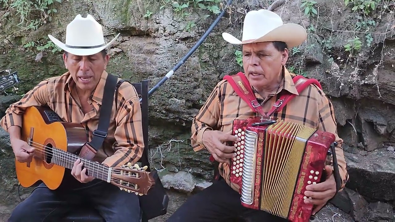 Luz Arcos | Los Jilgueros de Choix