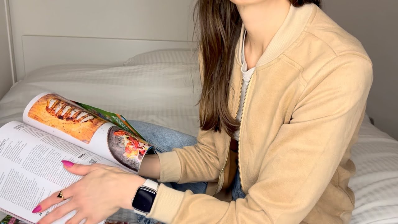 ASMR Page Turning Albert Heijn Magazine weekly ads