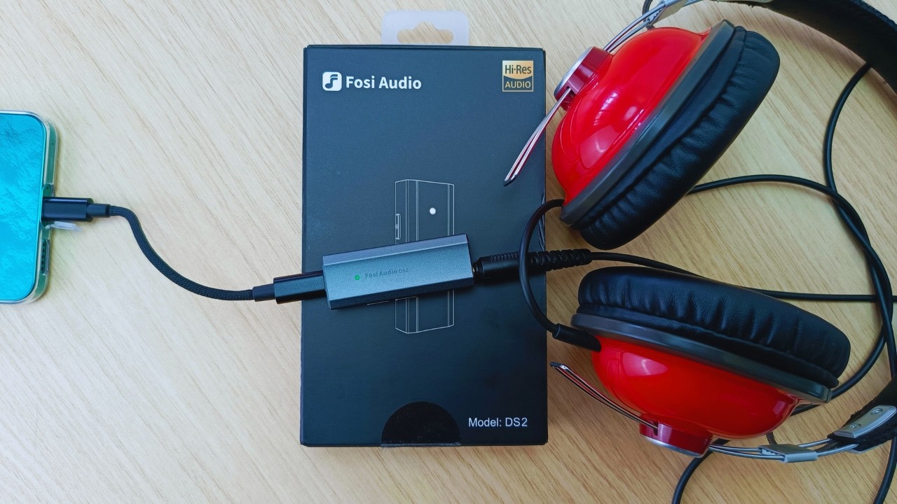 Get quality audio with the Fosi DS2 Headphone amplifier