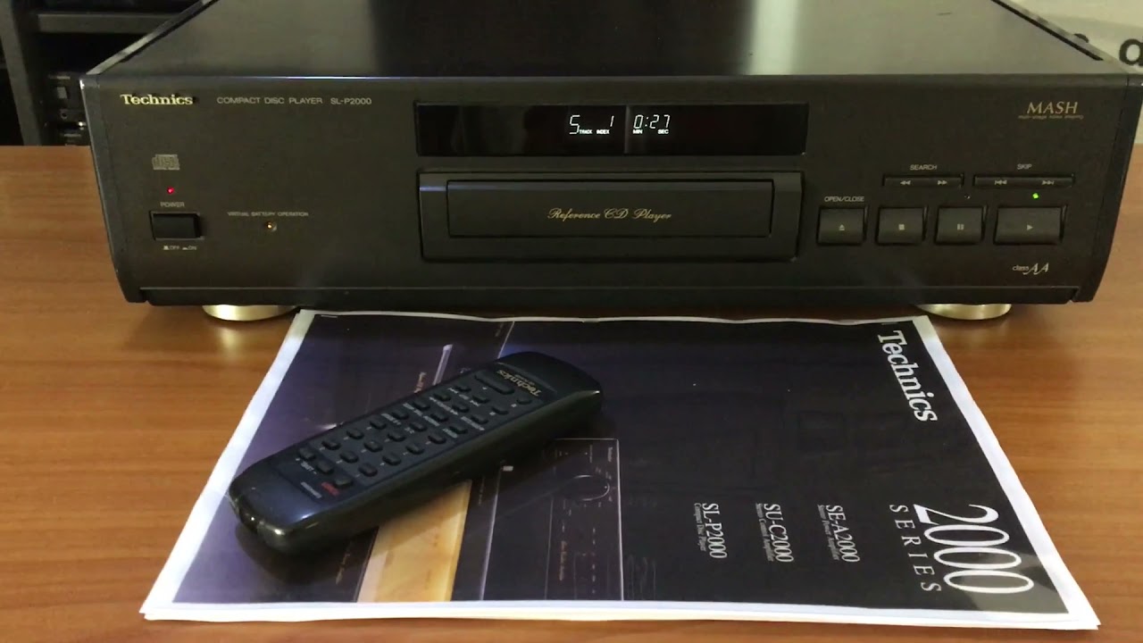 Technics SL P2000, lettore CD player con uscite bilanciate. Prodotto dal 1992 al 1998