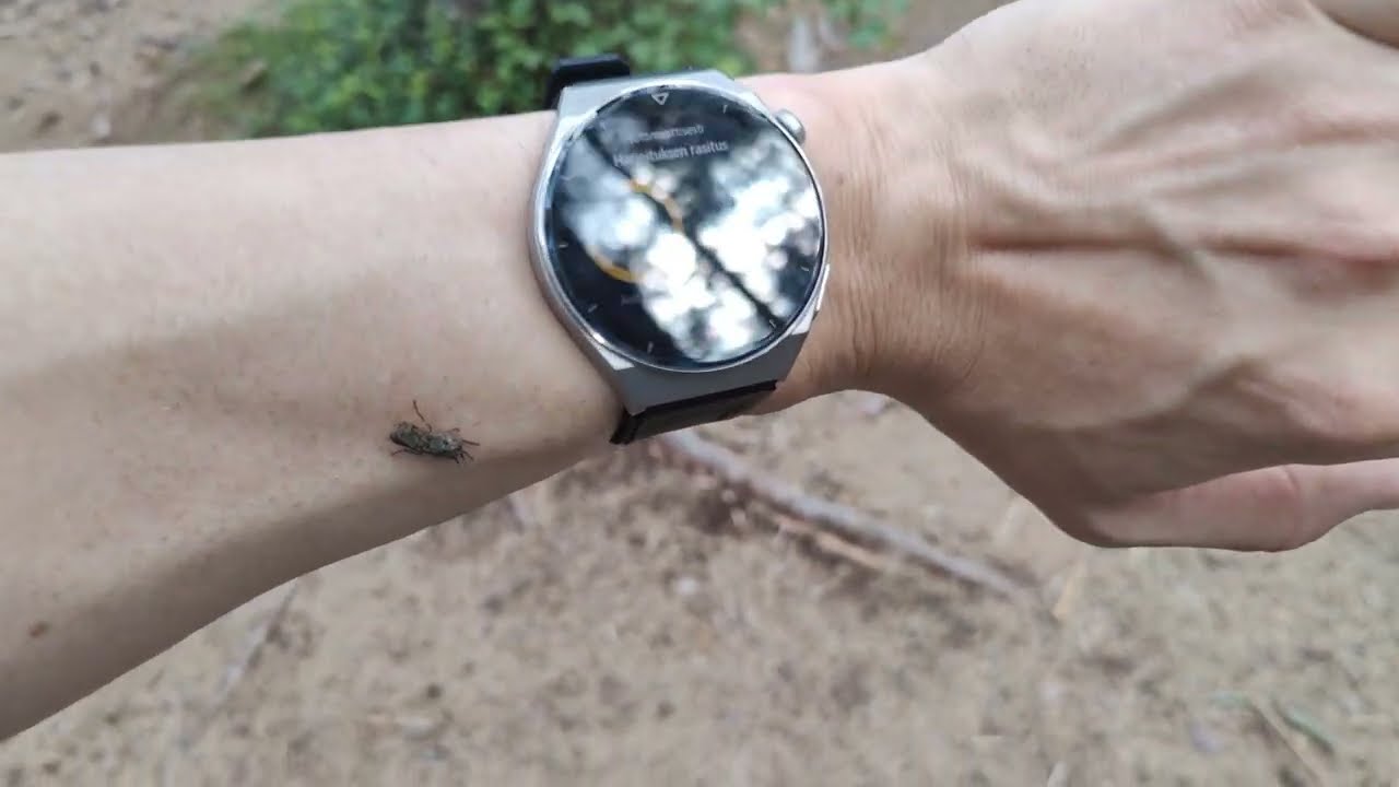 Pirun elukka pahoinpitelee minua ja aiheuttaa suurta särkyä minulle käsivarteeni! 🤬☠️💪🏼