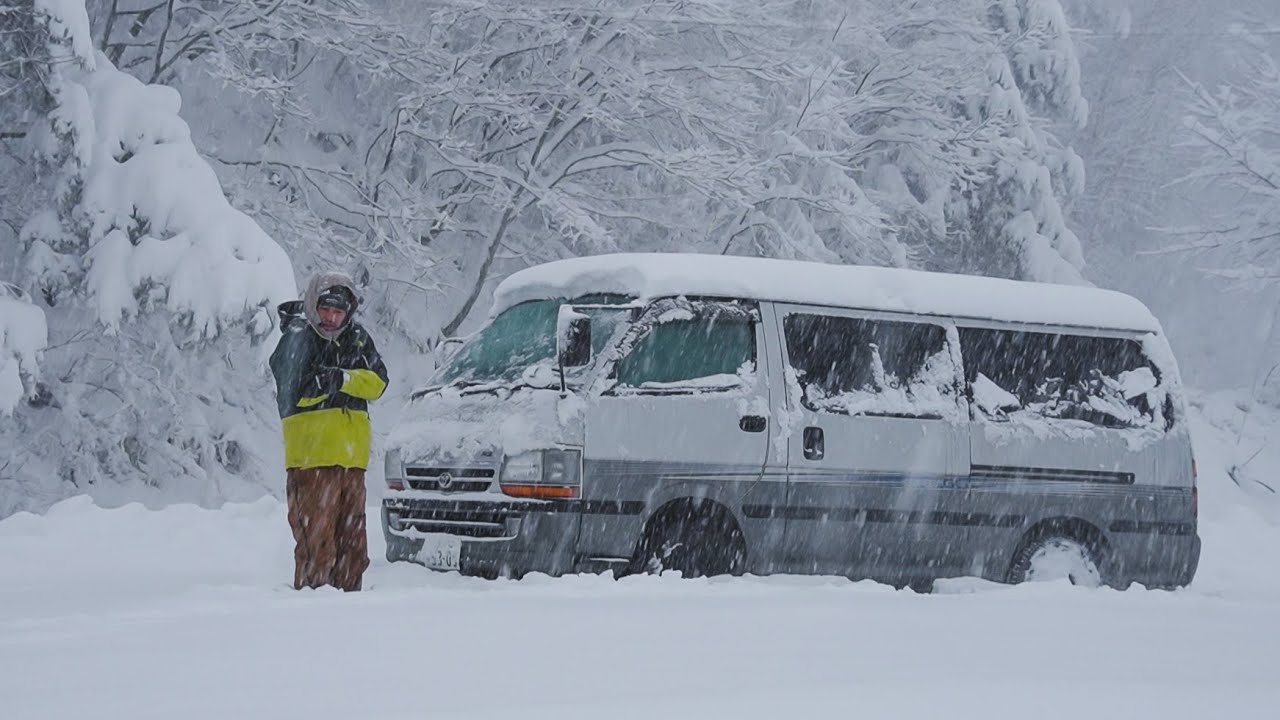 大寒波に襲われた蔵王で21年前の100系ハイエースと冬の車中泊