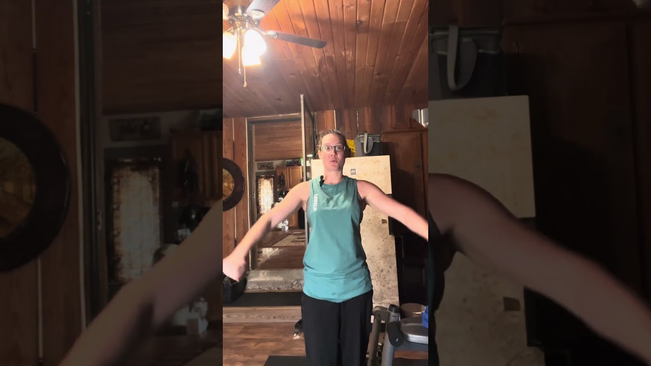 Deltoid muscle training