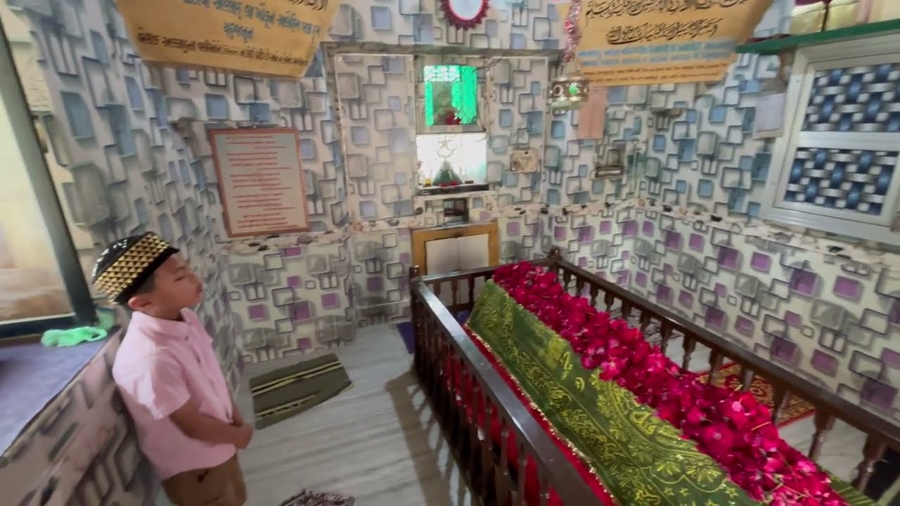 Jumeraat ka Din Hai To Chalte Hai Tajusha/Alolaksha Kabristan Nadiad