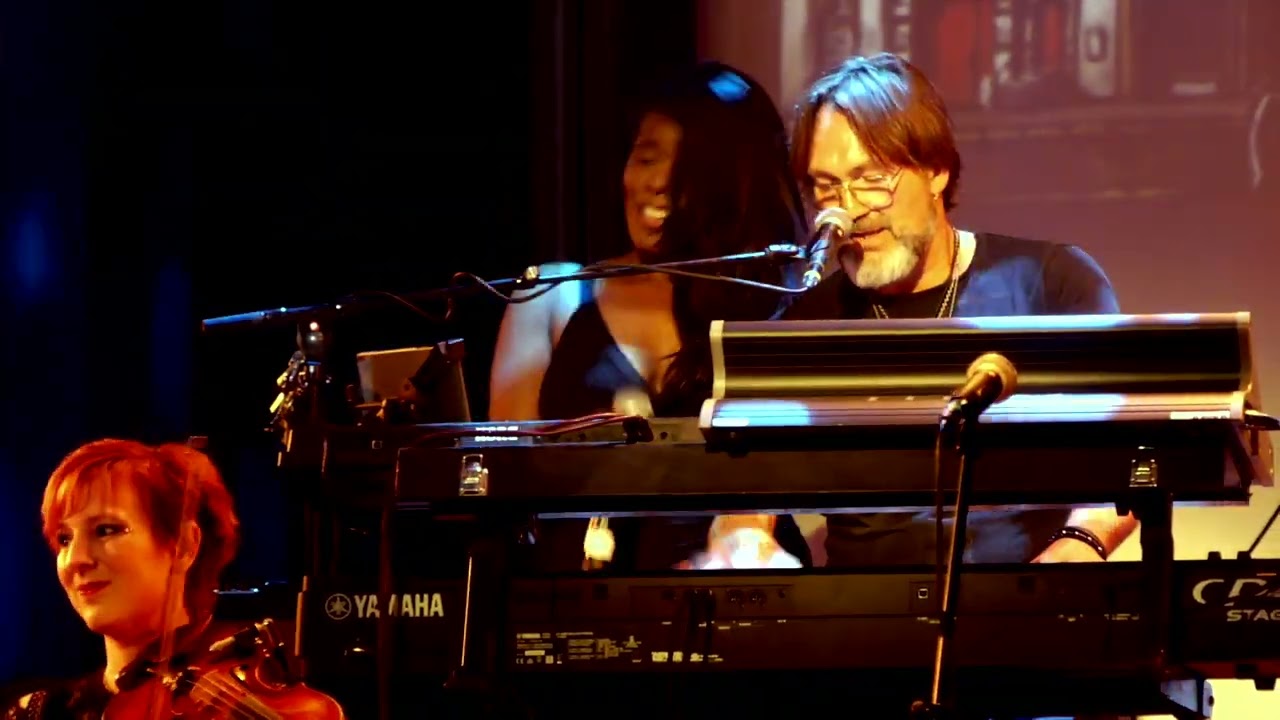 Maybe I'm amazed - cover of Paul McCartney song by Irma Derby and Erwin Aubroeck