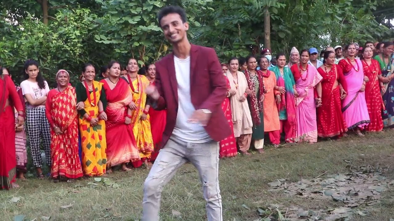 सुदुर पश्चिमकै चर्चित देउडा गायक जे आर भट्ट , Bashudev Bhatt , MR HO HO JR BHATTA JR GEET AMRIT