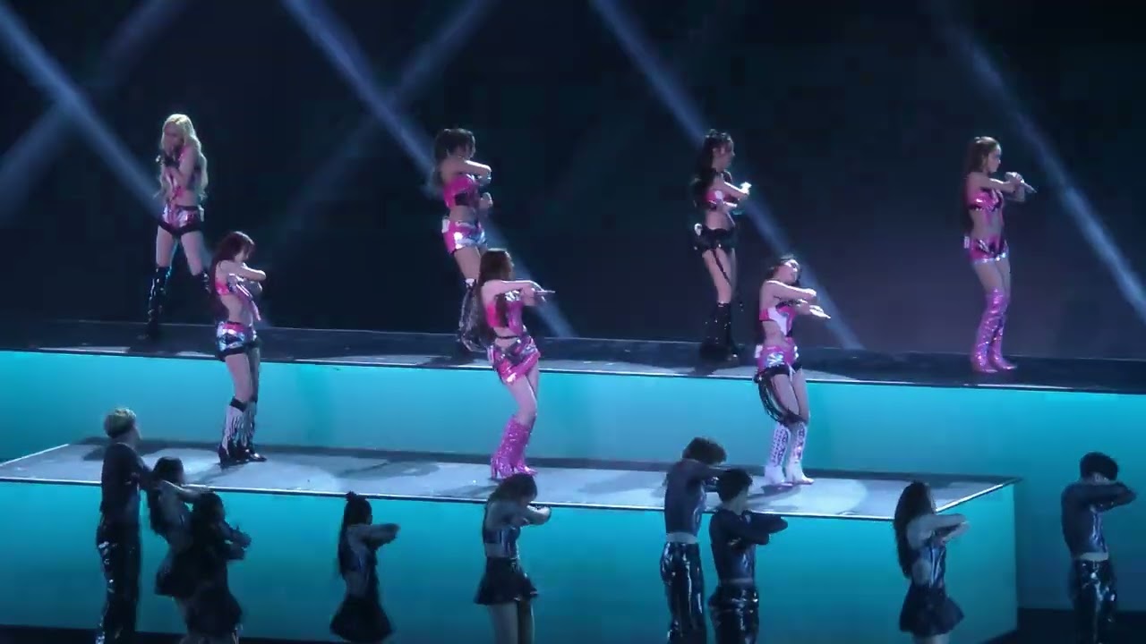 250802 4EVE - I Like Boys + Boys Love Girls @XOXO MULTIVERSE CONCERT