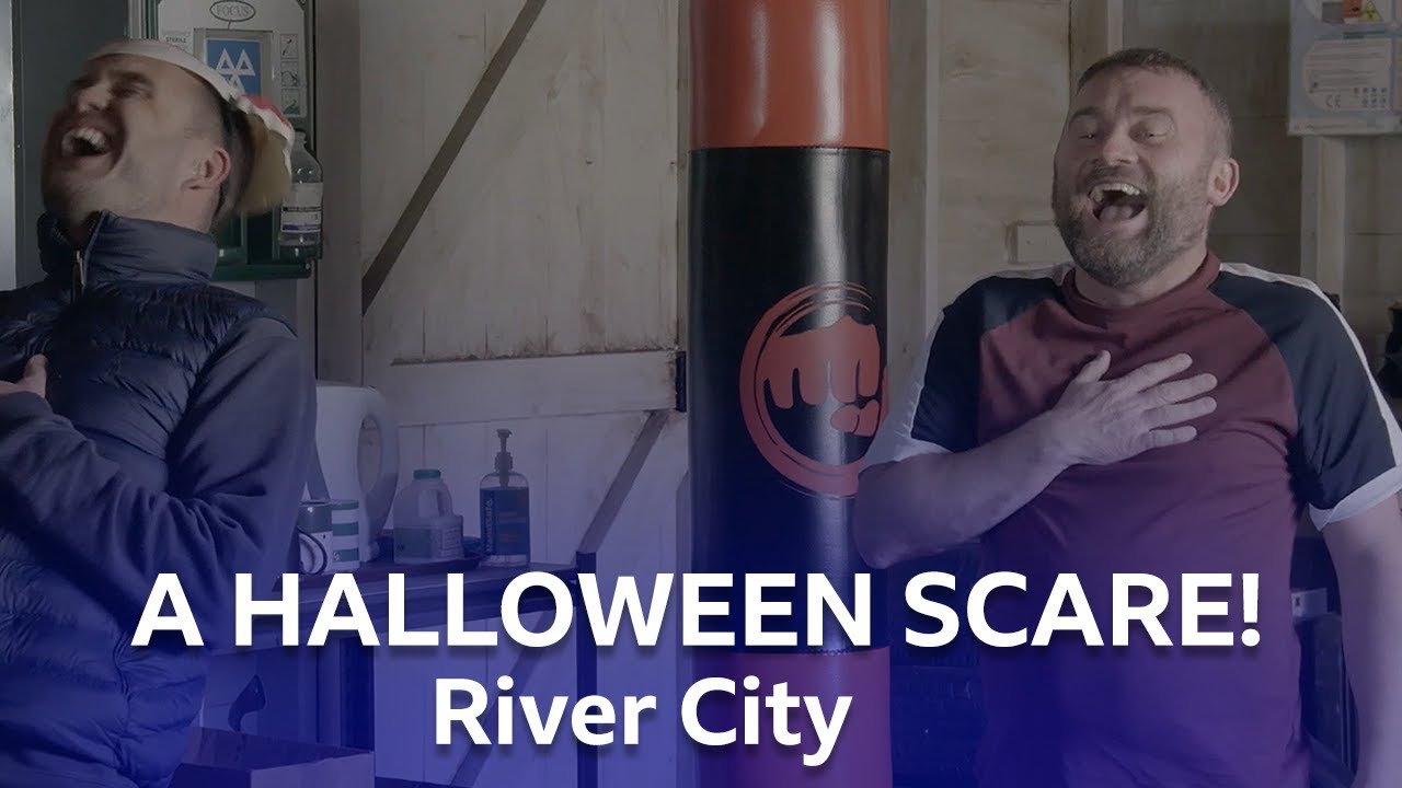 Jordan Young Gives Stephen Purdon A Halloween Scare! | River City | BBC Scotland
