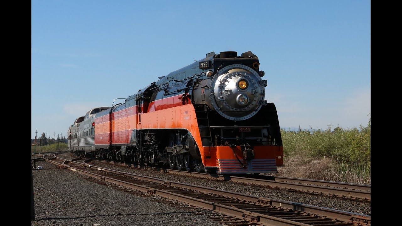 Northwest Steam: SP 4449 Cascades Daylight Between Portland and Bend, OR