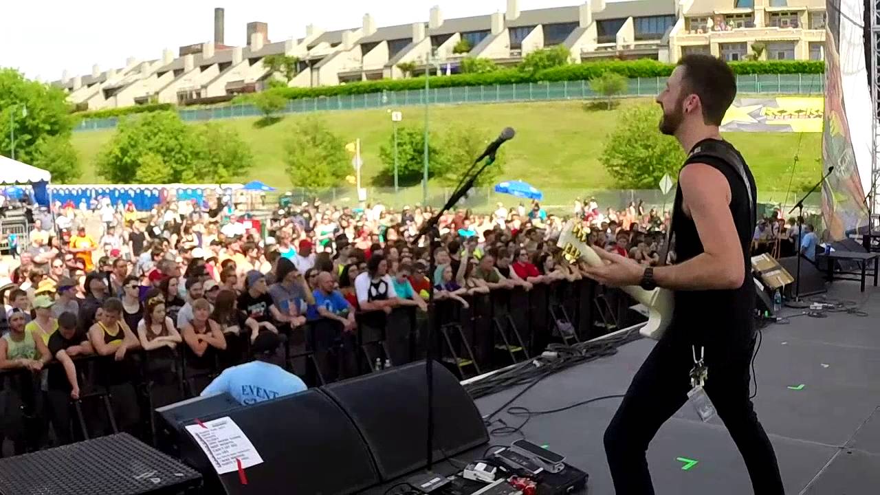 Prosevere - Beale Street Music Festival 2015 - Hurts Like Hell clip