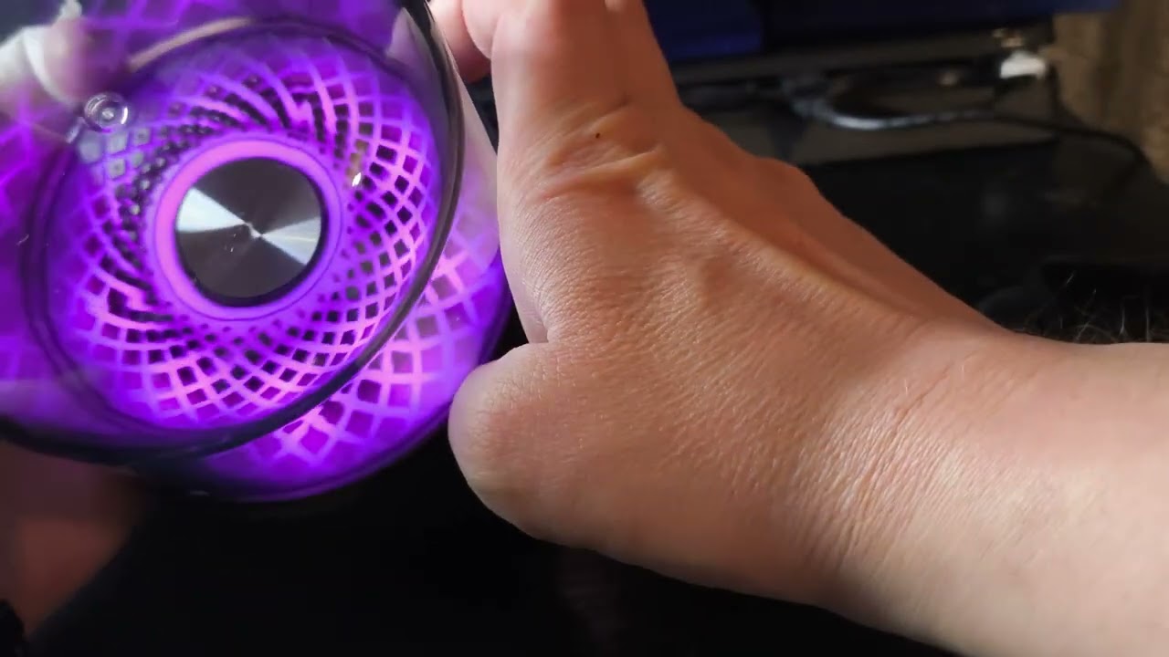 Tani głośnik BT 5W z basem i RGB