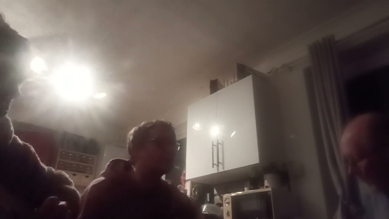 'Feels like thunder' Kitchen session.
