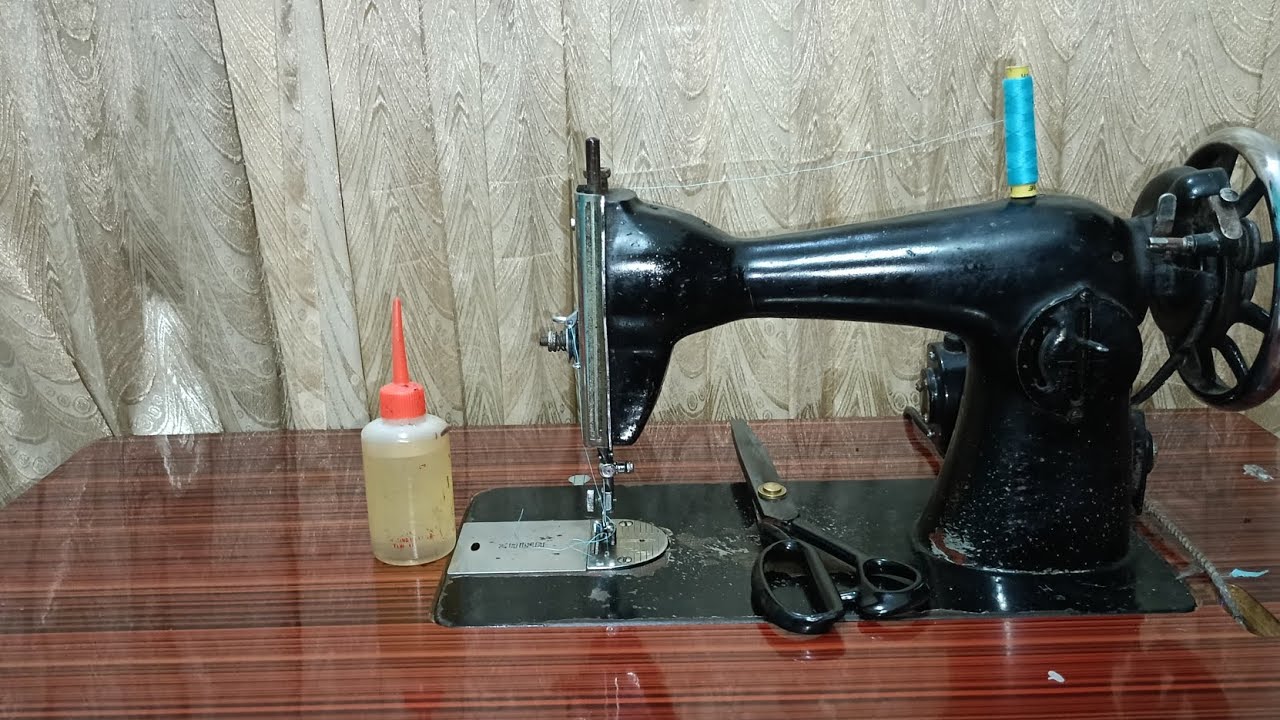 തയ്യൽ മെഷീൻ cleaning and oiling