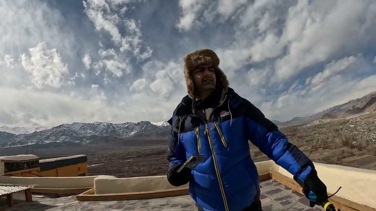 Leh at -30°C 🥶 | Thiksey Monastery in Extreme Winter#travel #lehladakhtourism #thiksey #freezing