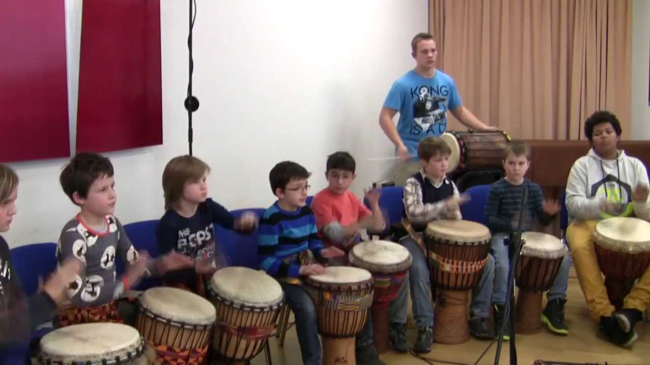 Drum'n'Spaß: Djembe Family, Lamy-Rhythmus